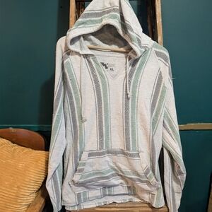 Men's Casual Gray Hoodie with Green Accents